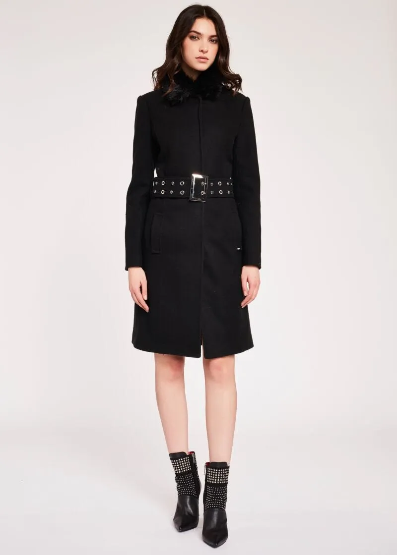 Cappotto con cintura gioiello
