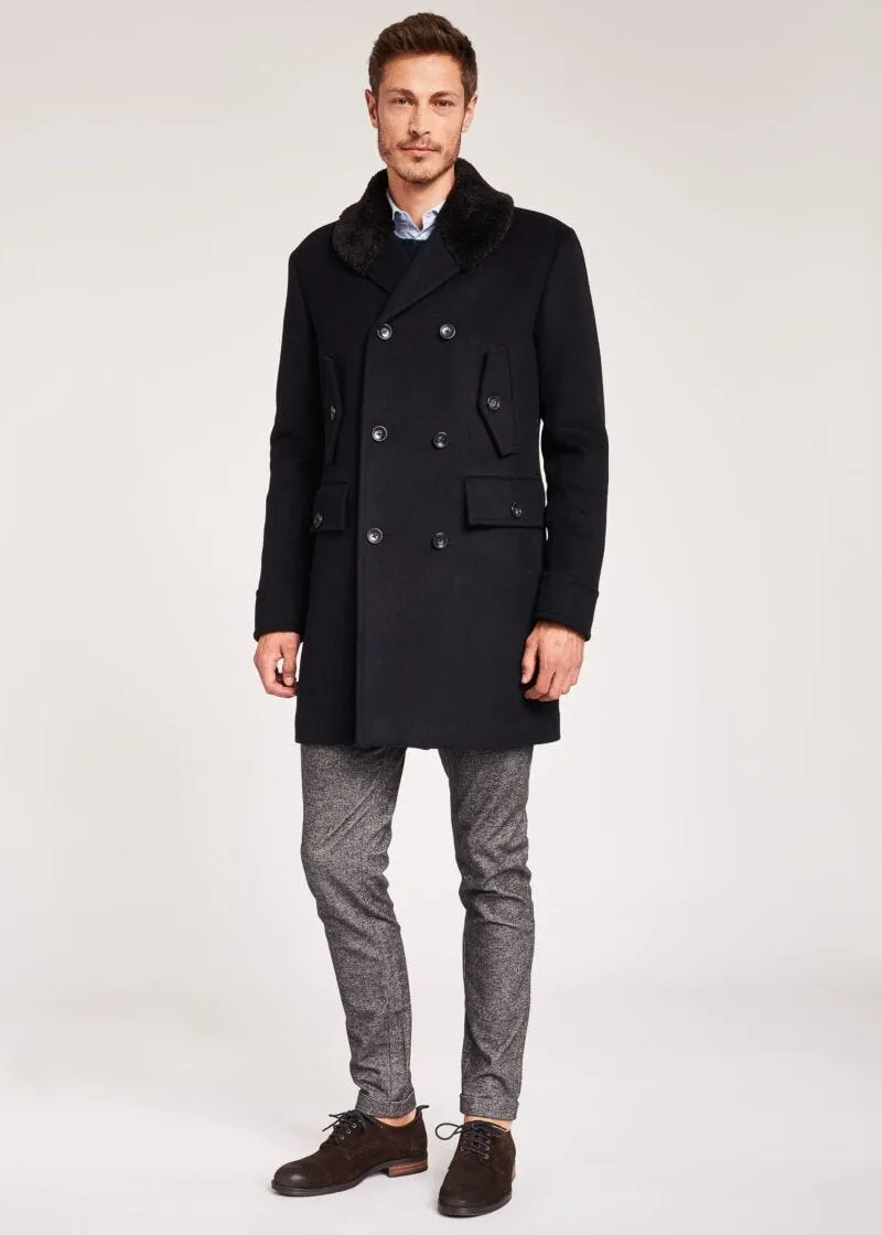 Cappotto con collo effetto pelliccia