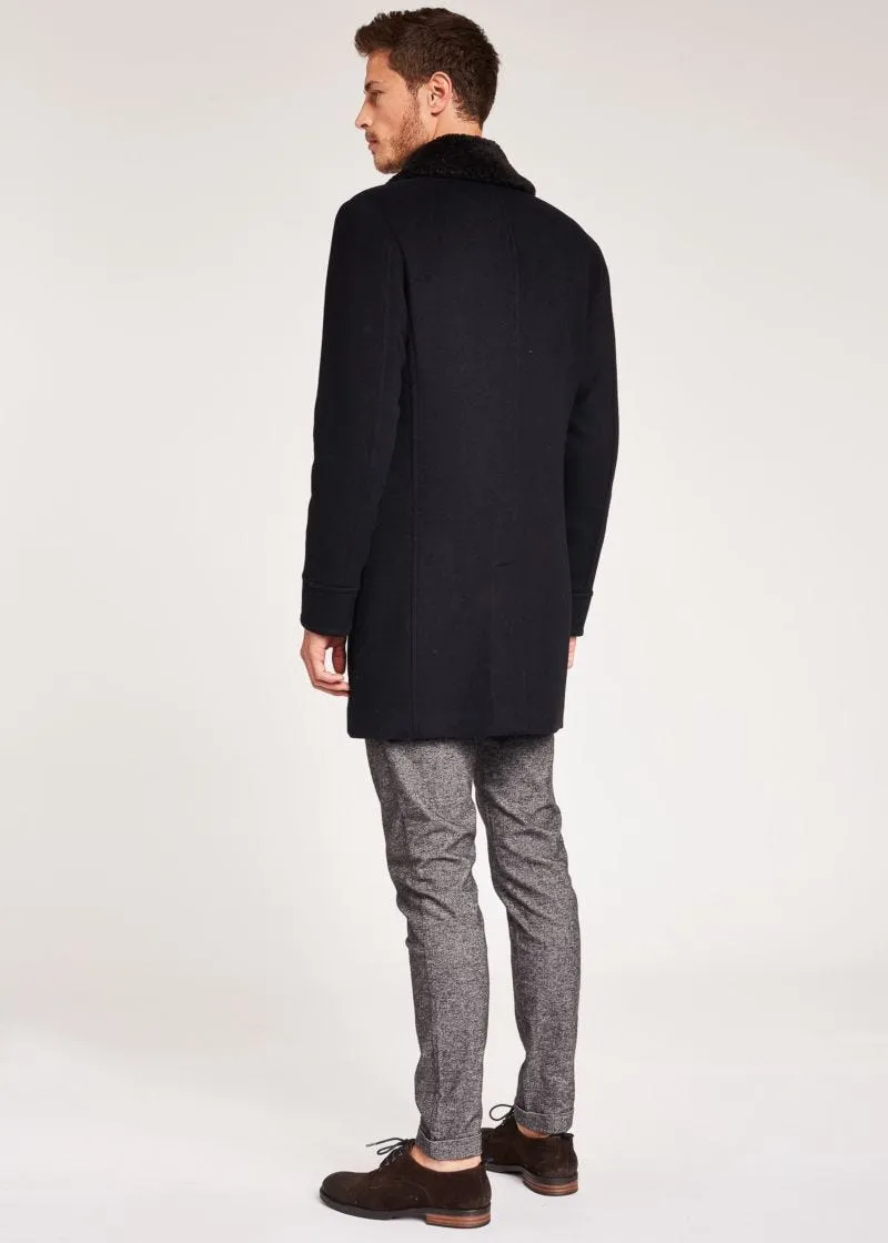 Cappotto con collo effetto pelliccia