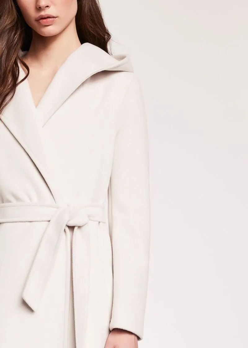 Cappotto in lana con cappuccio