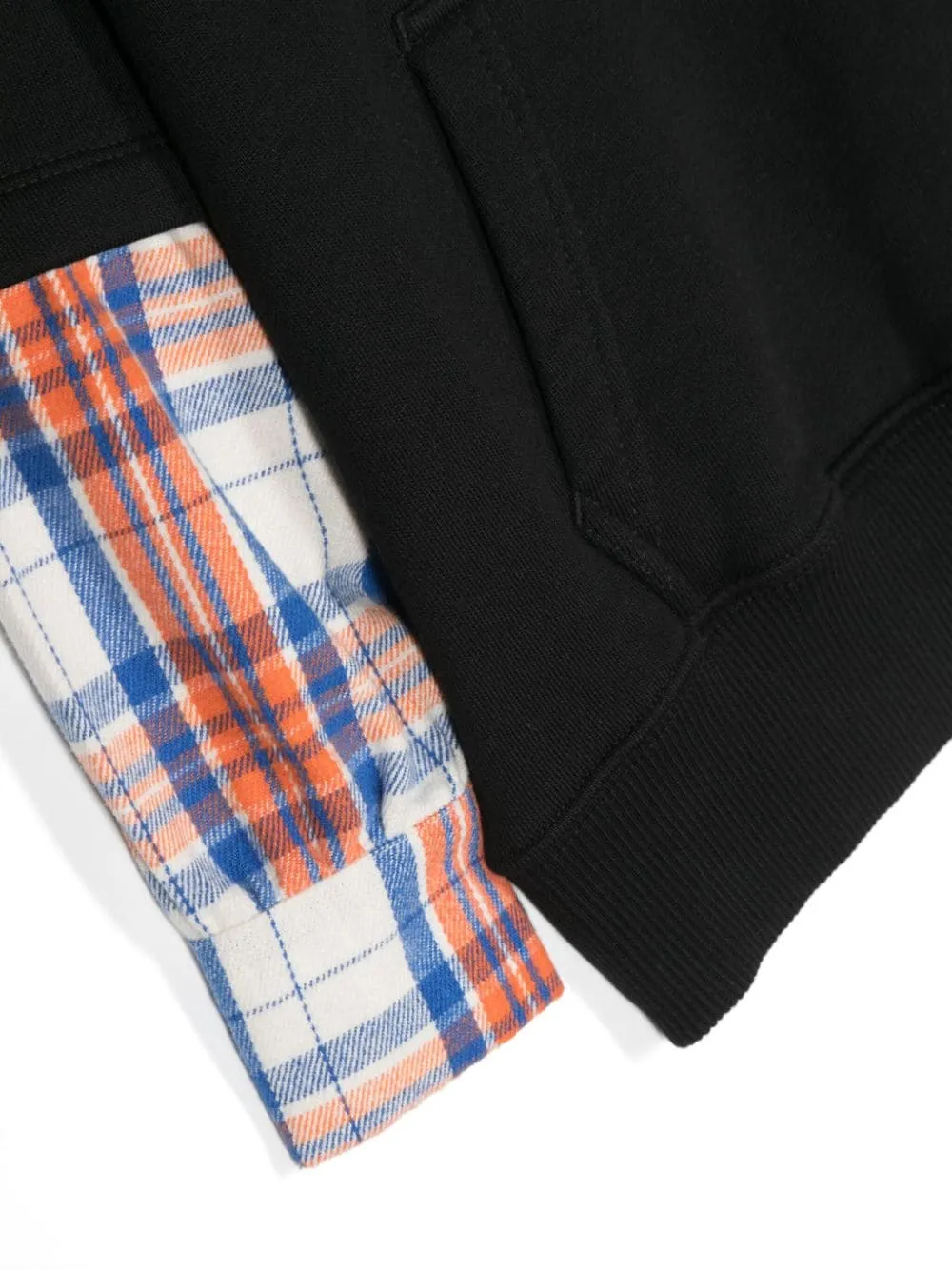 Felpa arrow tab con cappuccio
