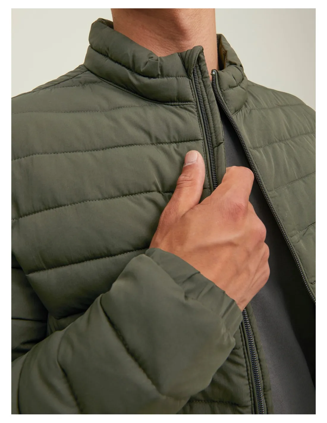 JJERECYCLE PUFFER COLLAR NOOS JACK & JONES