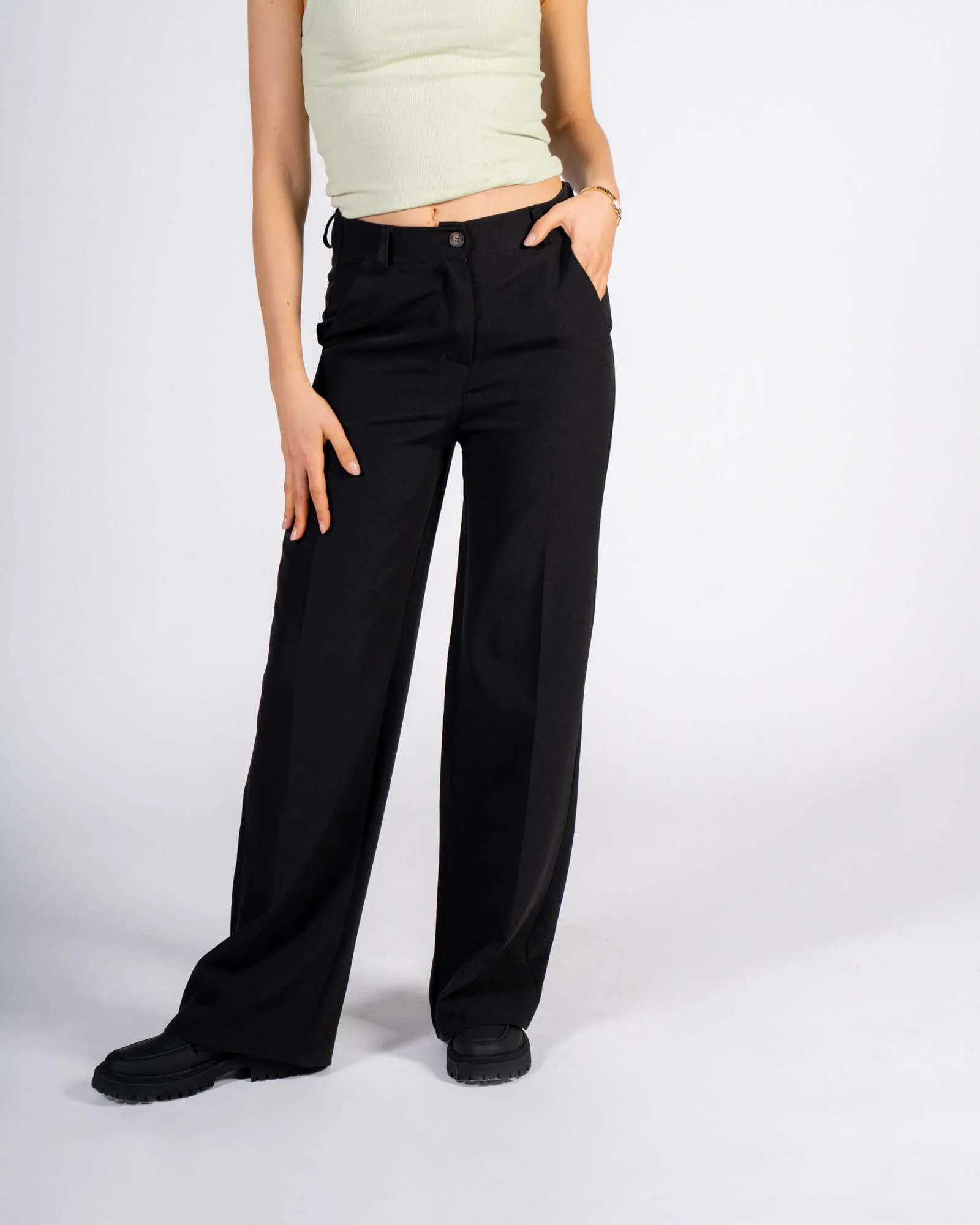Pantalone a palazzo con piega frontale - Nero