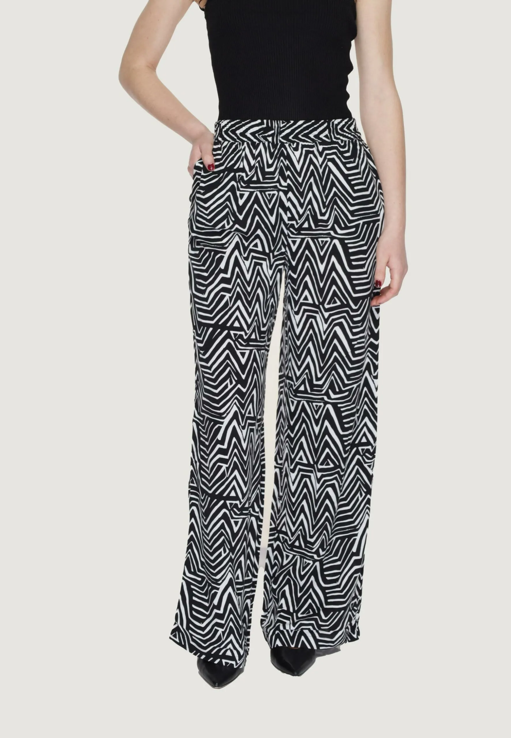 Pantaloni a palazzo Jacqueline De Yong Jdystar Bora Life Mw Wide Wvn Dia Black-White