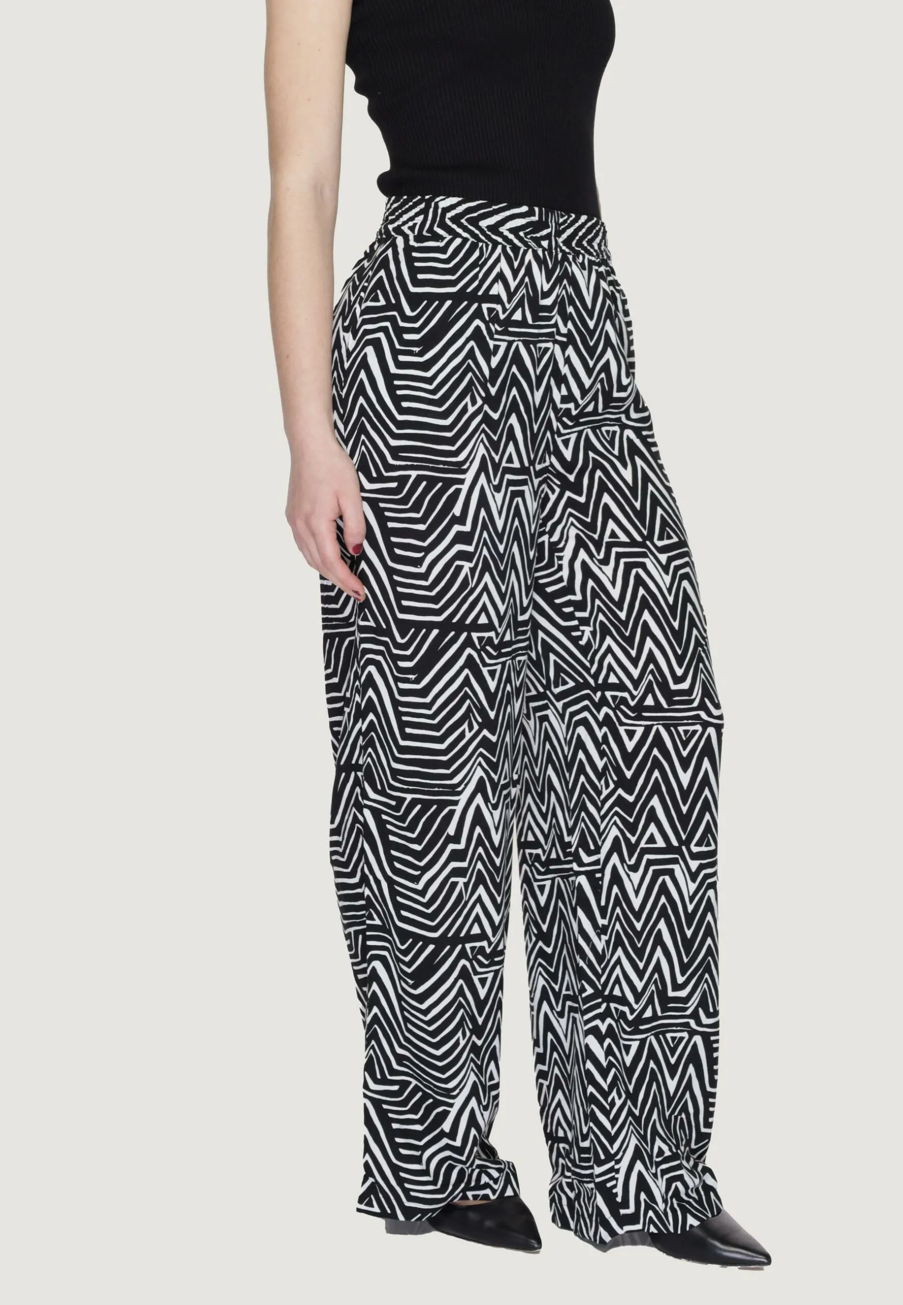 Pantaloni a palazzo Jacqueline De Yong Jdystar Bora Life Mw Wide Wvn Dia Black-White