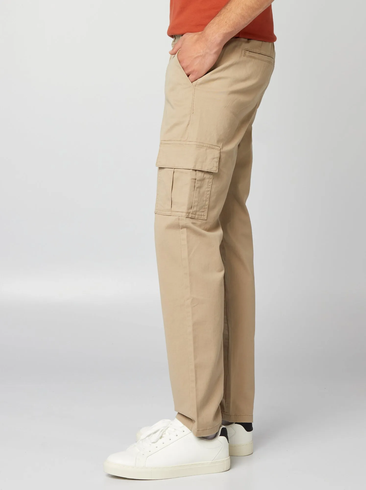 Pantaloni con tasche - BEIGE