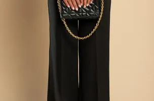 Pantaloni lunghi eleganti con pantaloni larghi, nero