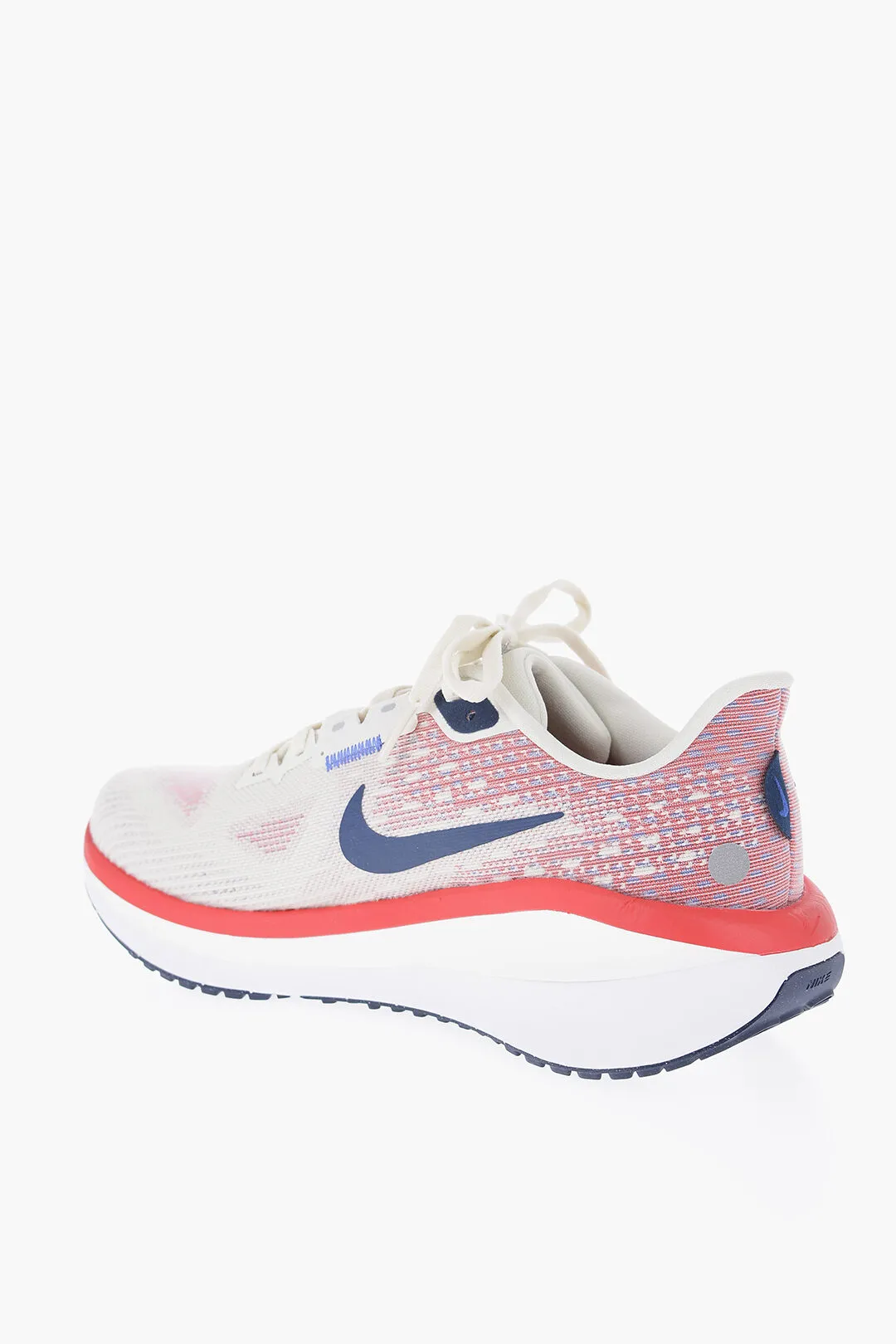 Sneakers Basse VOMERO 17 in Tessuto con Dettagli a Contrasto