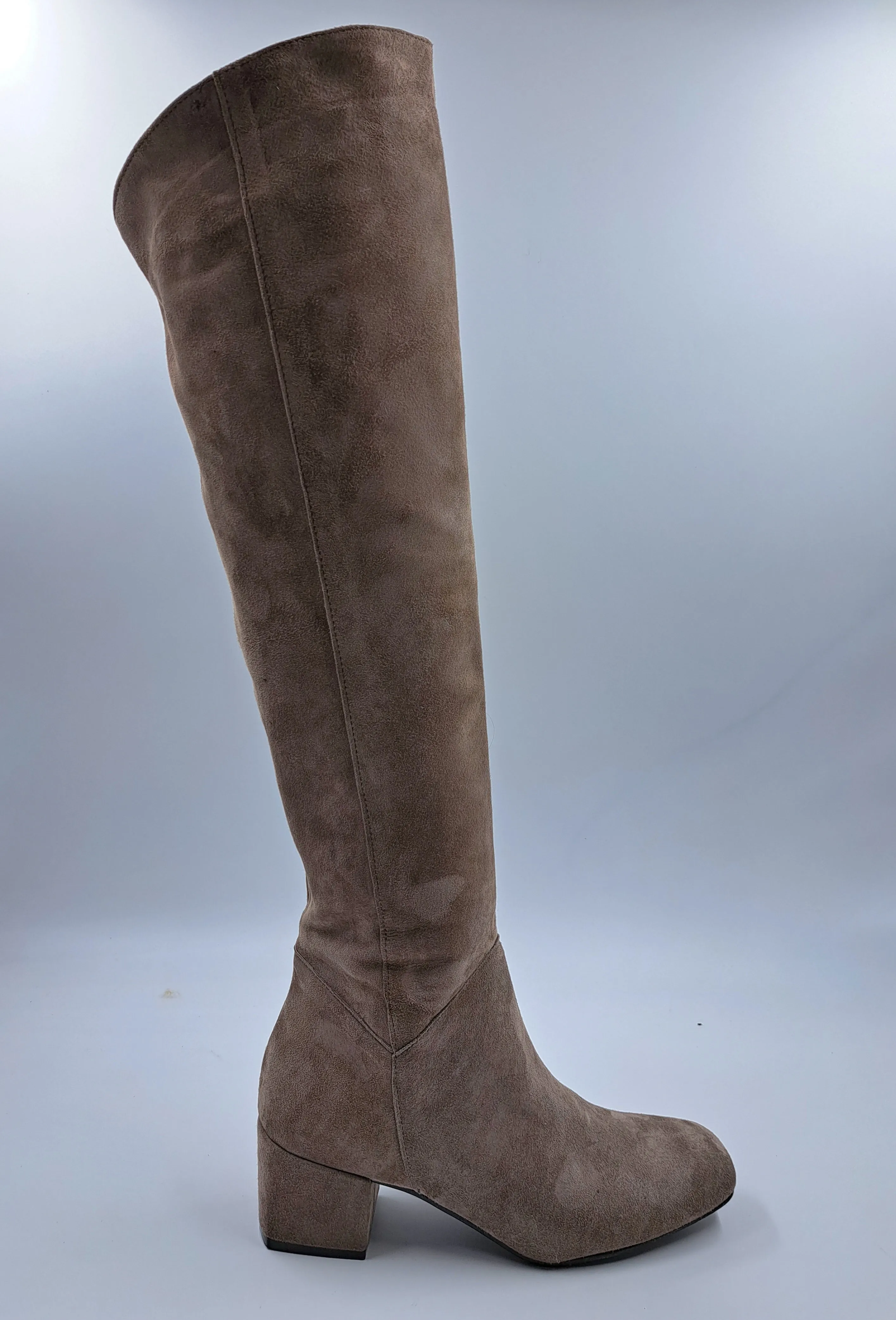 STIVALI IN CAMOSCIO GAMBALE ALTO TAUPE
