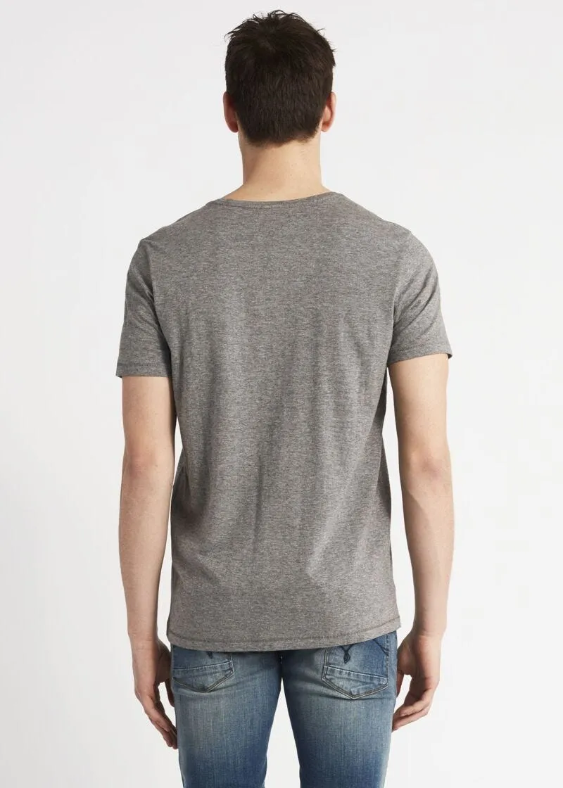 T-shirt con stampa denim e ricamo